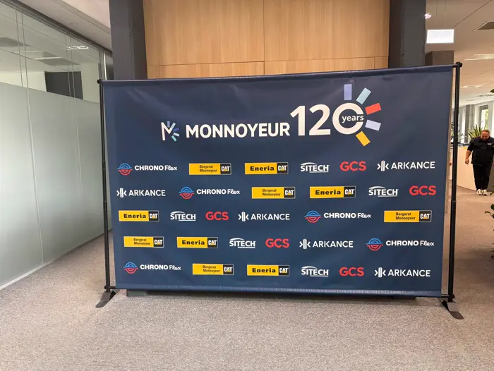 Ścianka reklamowa Monnoyeur - 120 lat